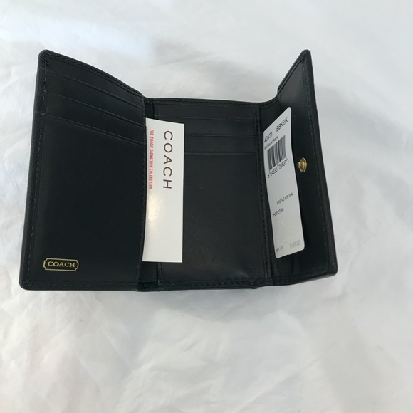 Coach Wallet NEW! - Picture 5 of 8